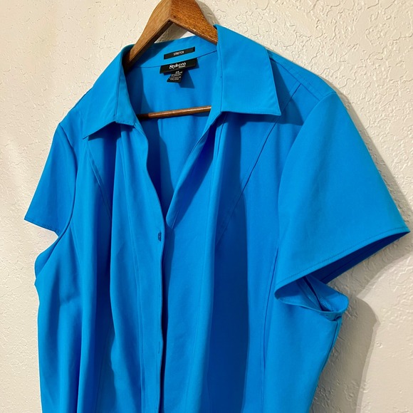 Style Co Woman Plus Size 3X Blue Short Sleeve Button Front Stretch Blouse Shirt - Picture 2 of 4